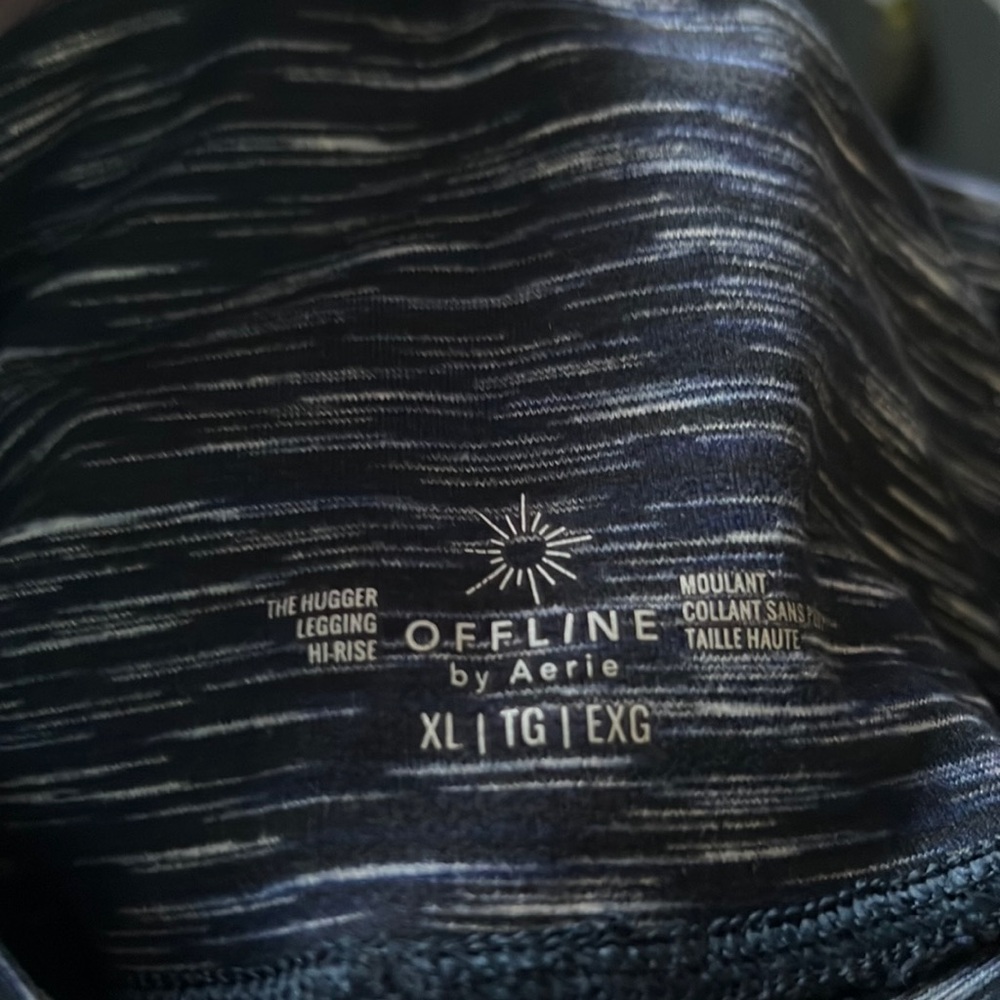 XL leggings . like new !